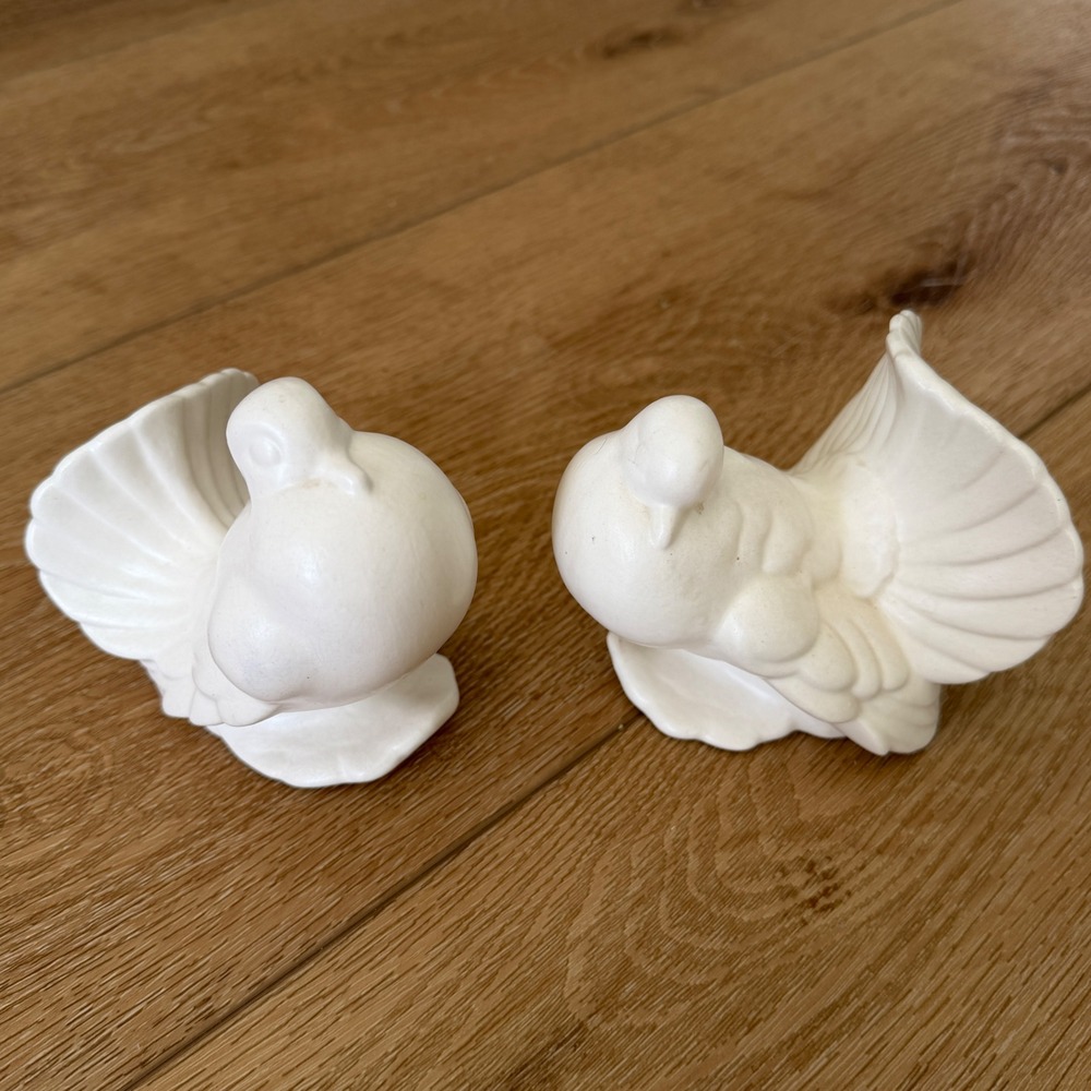 Vintage 1972 Ceramic White Dove Figurines Pair Matte Glaze Bird Decor EW Funtail